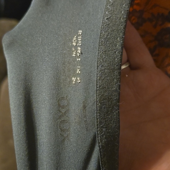 2 bras - Picture 9 of 9